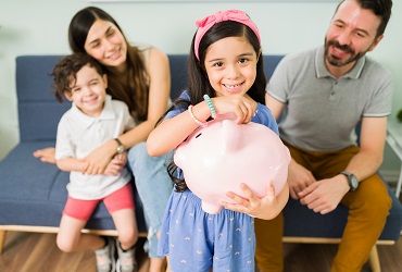 familia ahorrando subsidio cuota monetaria expira