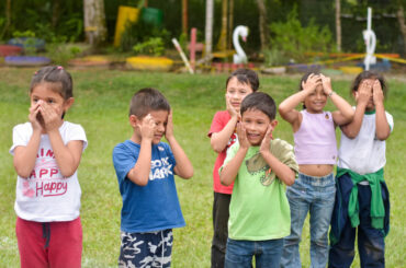 estudiantes del colegio de armenia quindio comfenalco